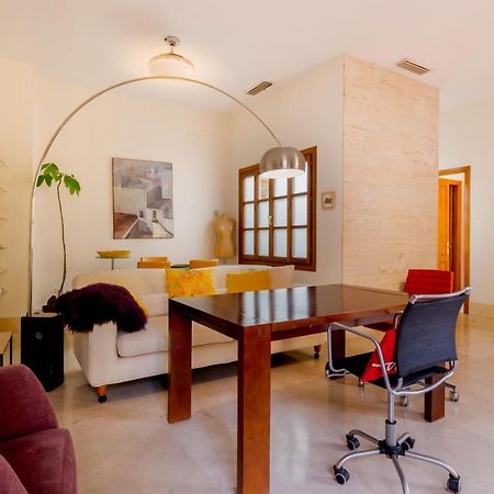 Large And Practic - 3Bd 2Bth- Arenal Appartement Sevilla Buitenkant foto