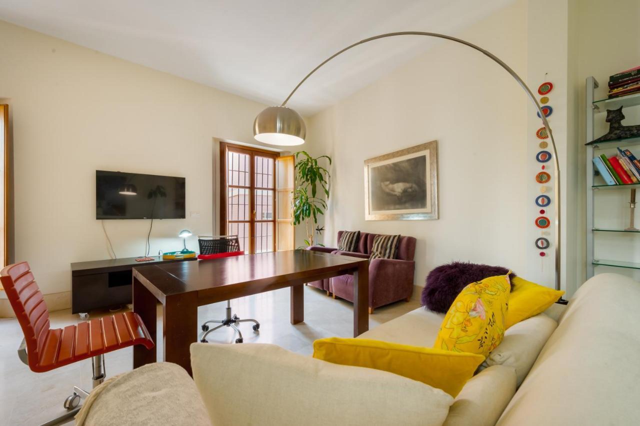 Large And Practic - 3Bd 2Bth- Arenal Appartement Sevilla Buitenkant foto