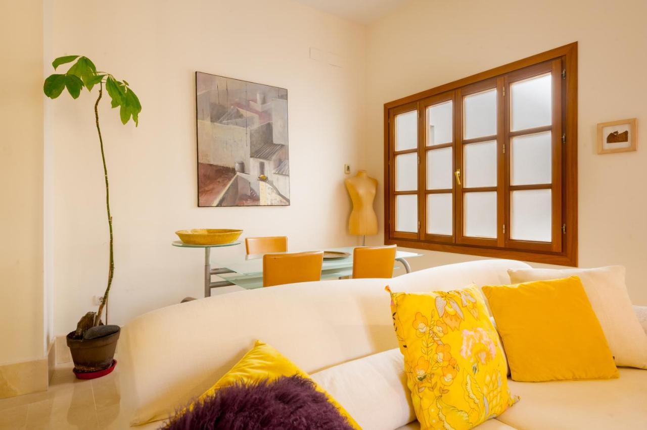 Large And Practic - 3Bd 2Bth- Arenal Appartement Sevilla Buitenkant foto