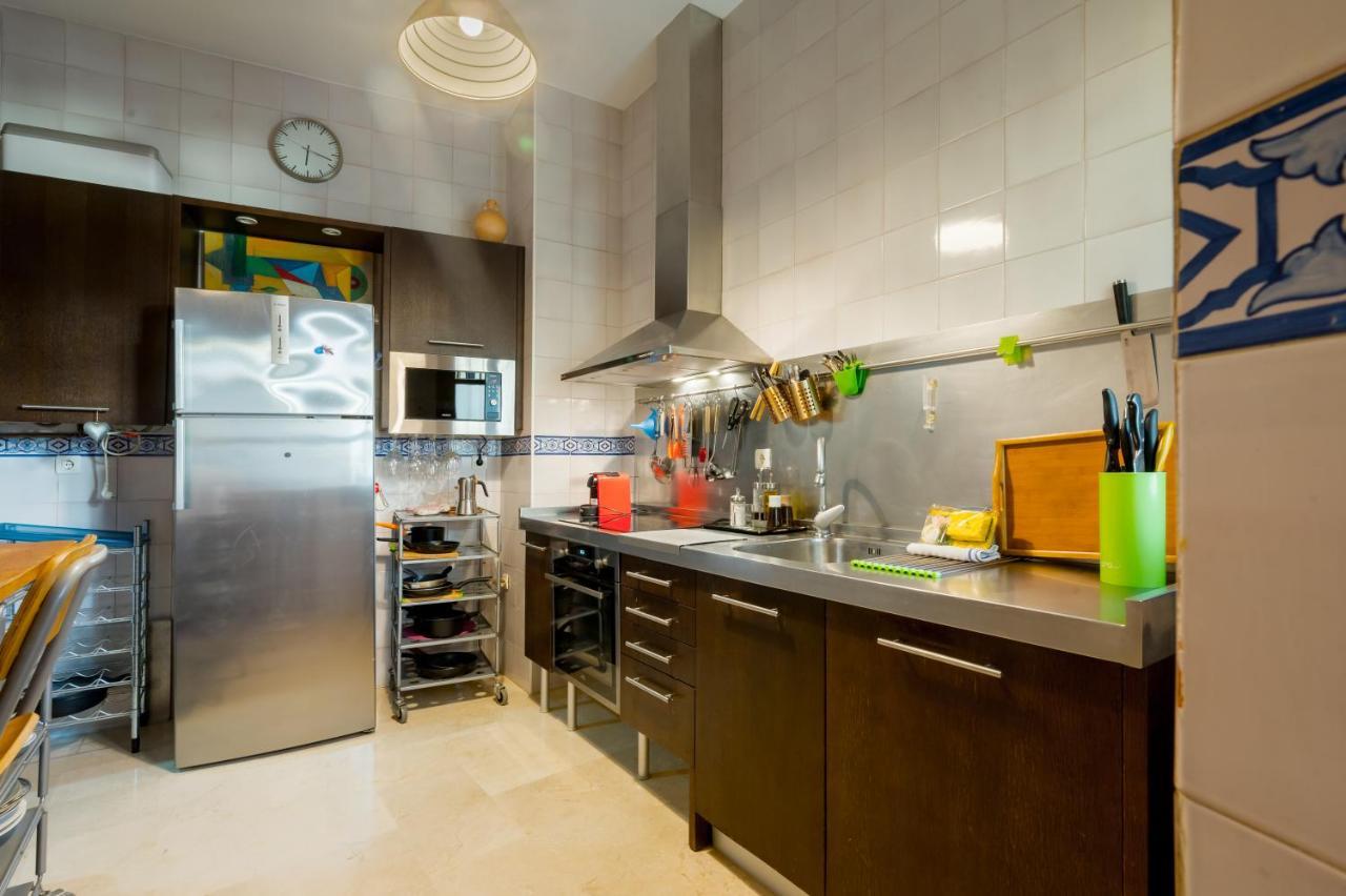 Large And Practic - 3Bd 2Bth- Arenal Appartement Sevilla Buitenkant foto