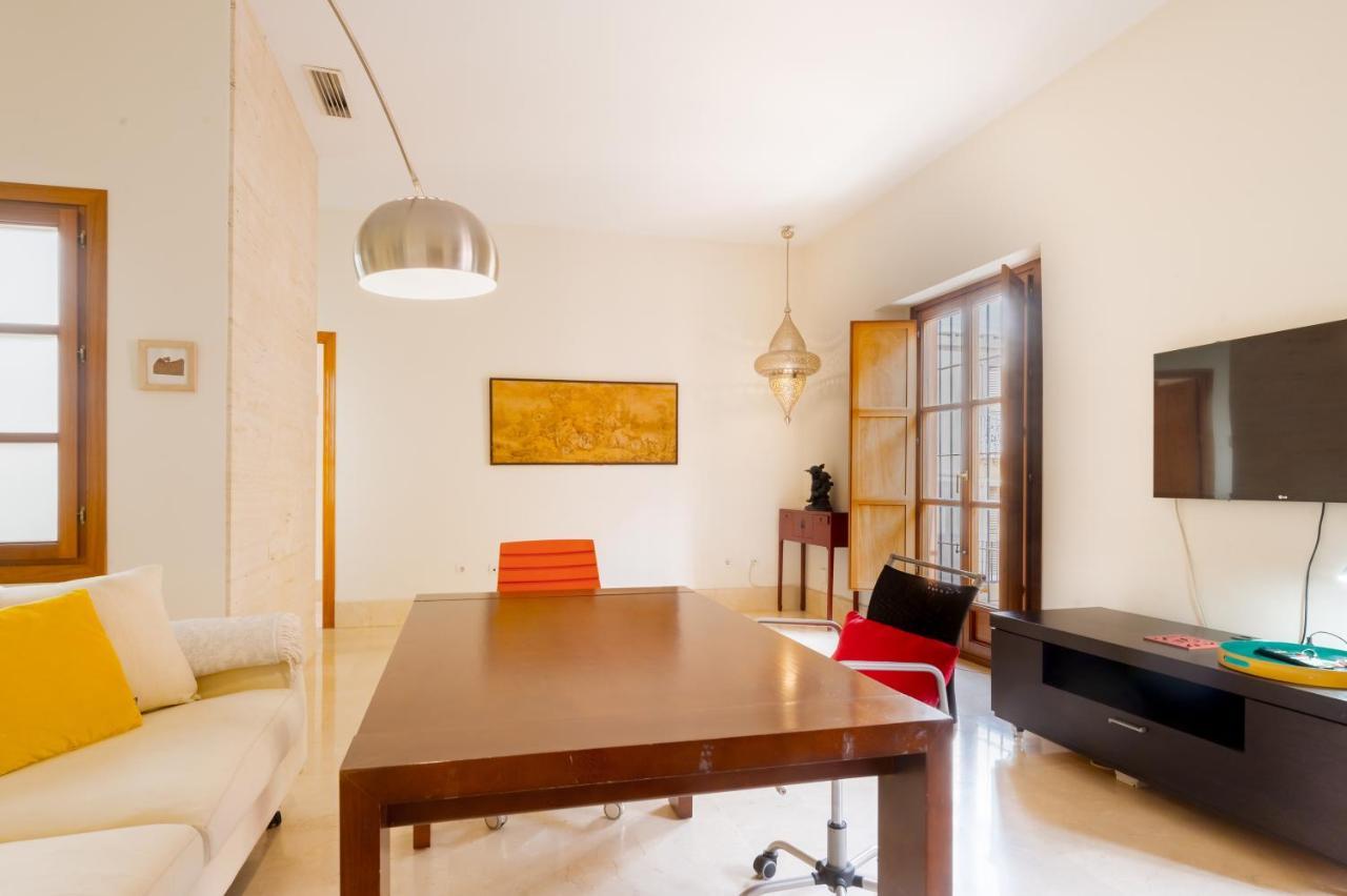 Large And Practic - 3Bd 2Bth- Arenal Appartement Sevilla Buitenkant foto